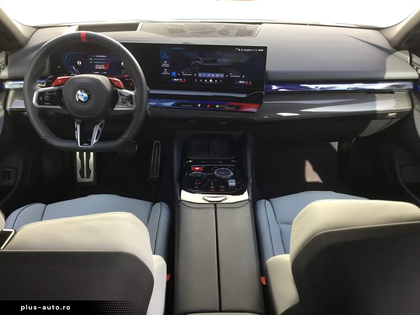 BMW M5 Limousine ICONIC GLOW PANO