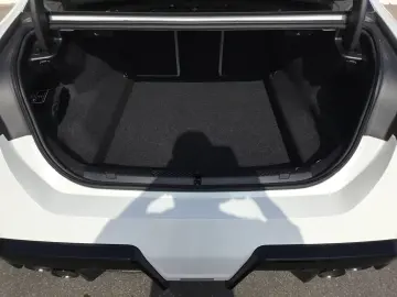 BMW M5 Limousine ICONIC GLOW PANO