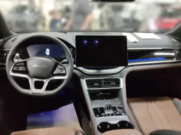 BYD Seal U 160 kW 1.5 PHEV DM-i Boost