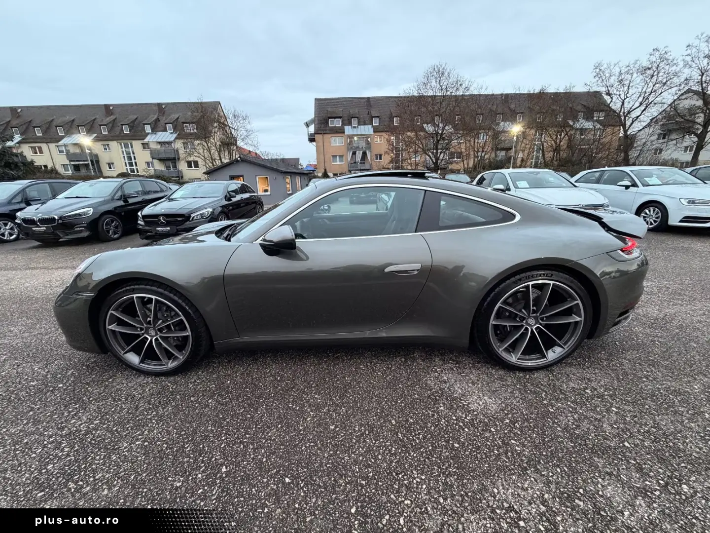PORCHE 992 911CARRERA
