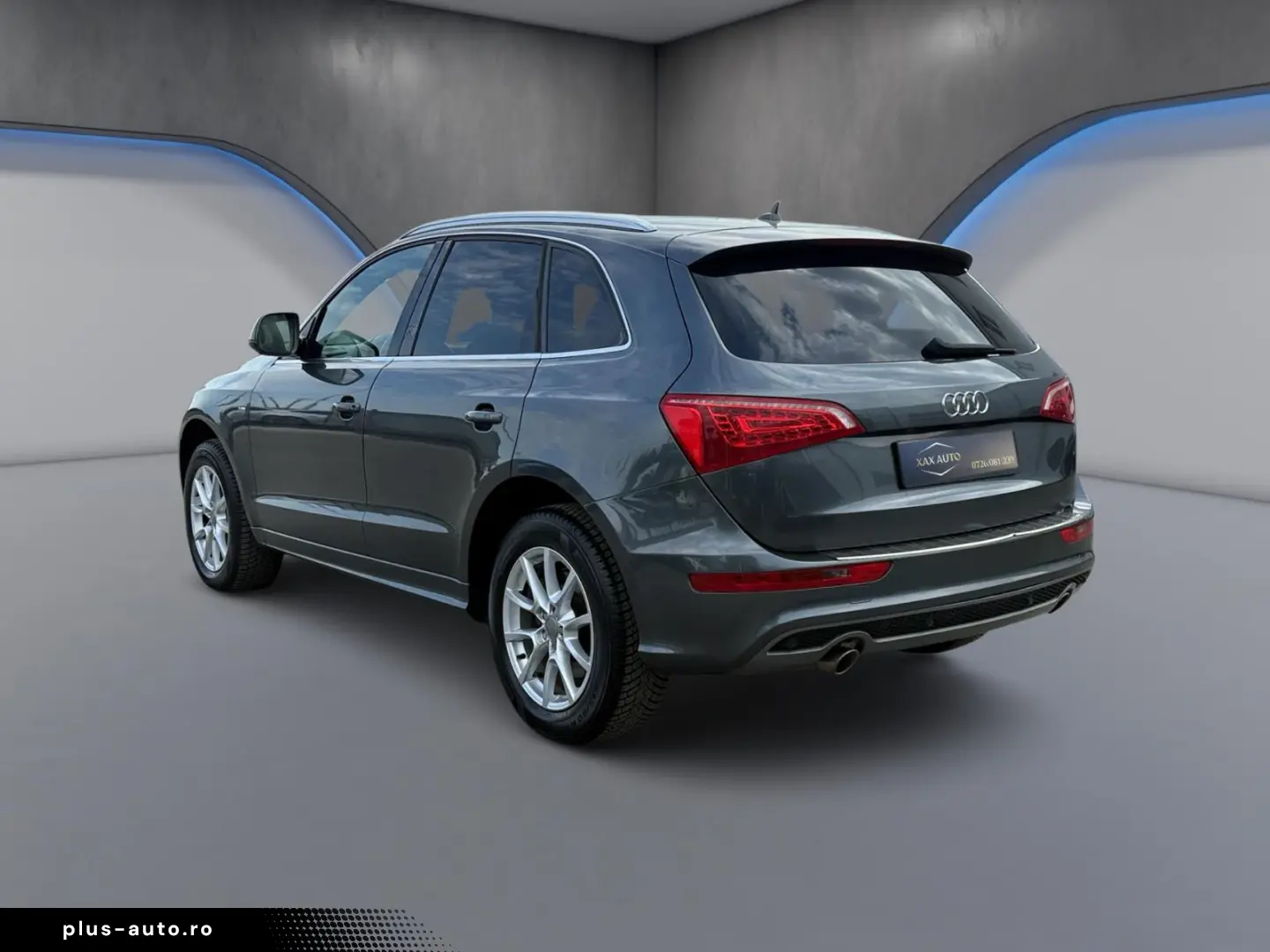 AUDI Q5    S-LINE    4X4