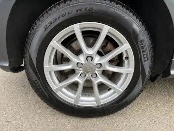 AUDI Q5    S-LINE    4X4