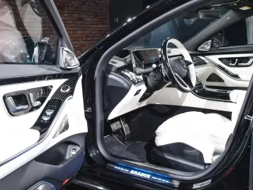 Mercedes-Maybach S680 V12 4Matic BRABUS