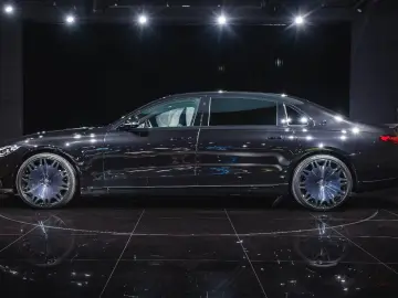 Mercedes-Maybach S680 V12 4Matic BRABUS