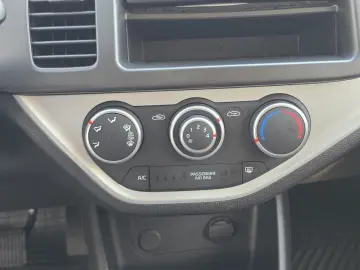 KIA PICANTO COUPE