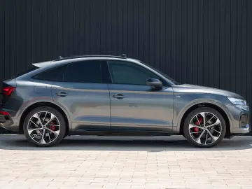 Audi Q5 55 TFSIe quattro S tronic S line