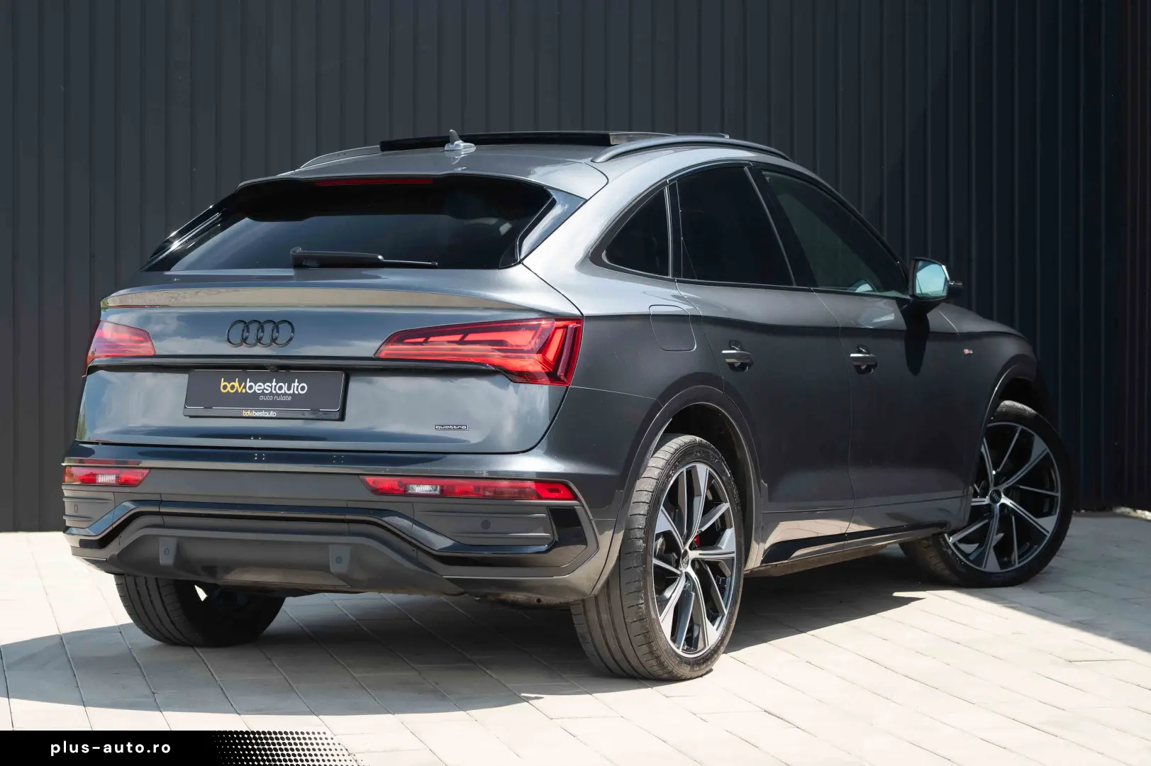 Audi Q5 55 TFSIe quattro S tronic S line