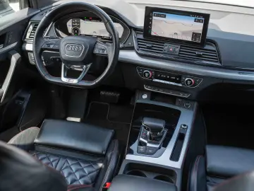 Audi Q5 55 TFSIe quattro S tronic S line