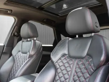 Audi Q5 55 TFSIe quattro S tronic S line