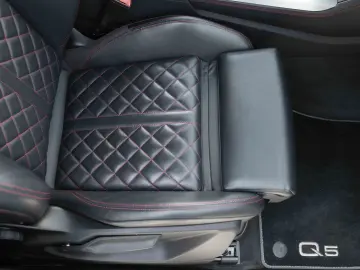 Audi Q5 55 TFSIe quattro S tronic S line