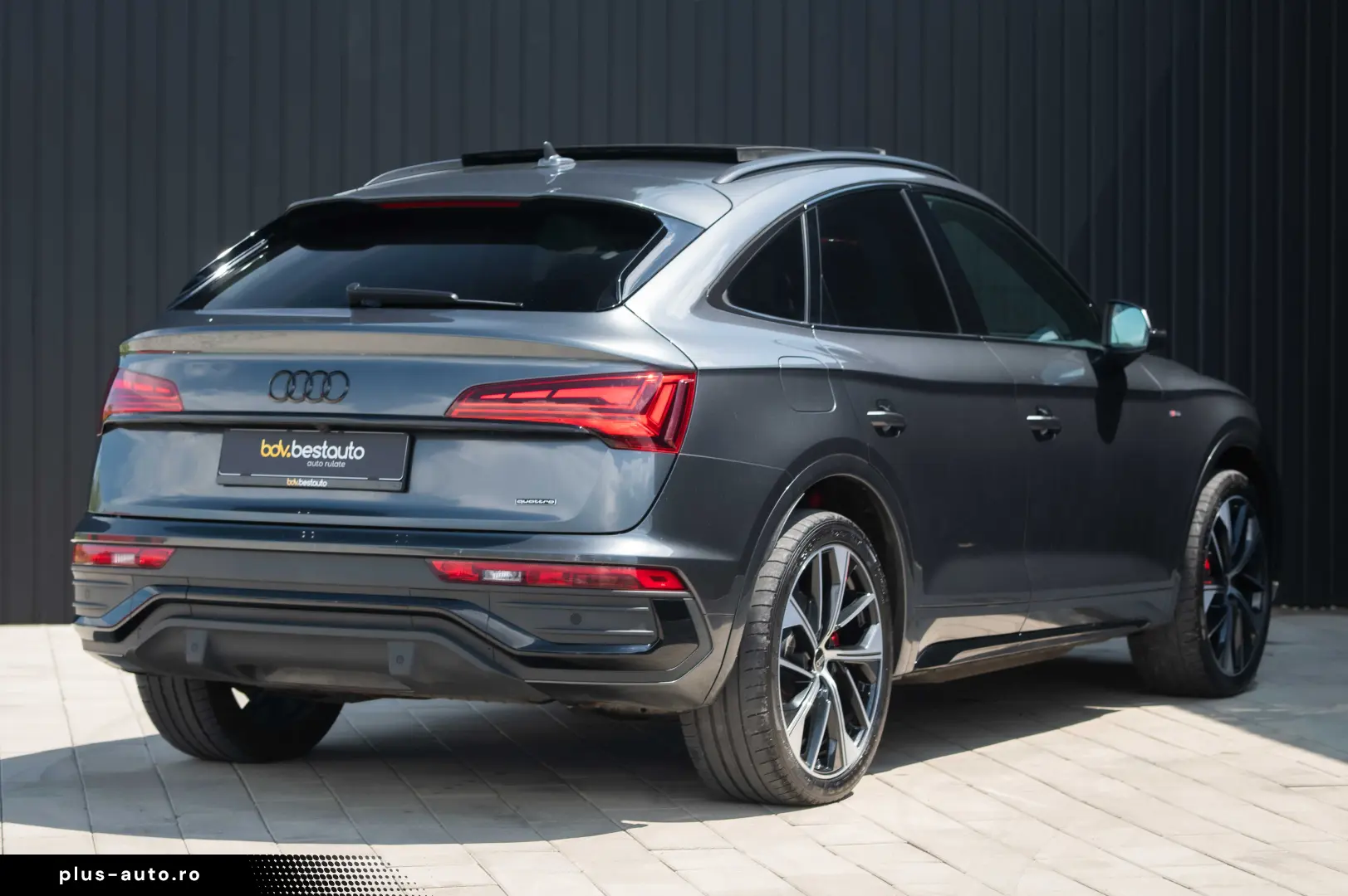 Audi Q5 55 TFSIe quattro S tronic S line