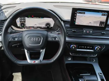 Audi Q5 55 TFSIe quattro S tronic S line