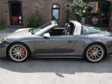 PORSCHE 991 911 Targa 4 GTS Exclusive Manufaktur 1.HAND