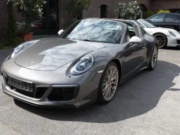 PORSCHE 991 911 Targa 4 GTS Exclusive Manufaktur 1.HAND