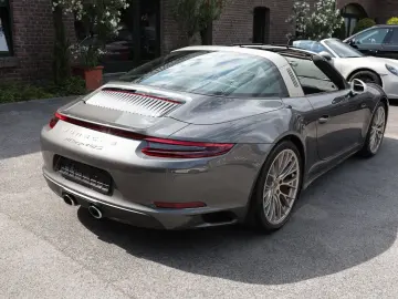 PORSCHE 991 911 Targa 4 GTS Exclusive Manufaktur 1.HAND