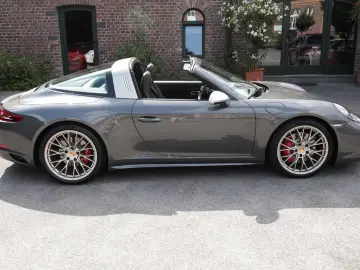 PORSCHE 991 911 Targa 4 GTS Exclusive Manufaktur 1.HAND