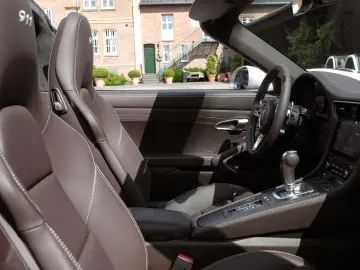 PORSCHE 991 911 Targa 4 GTS Exclusive Manufaktur 1.HAND