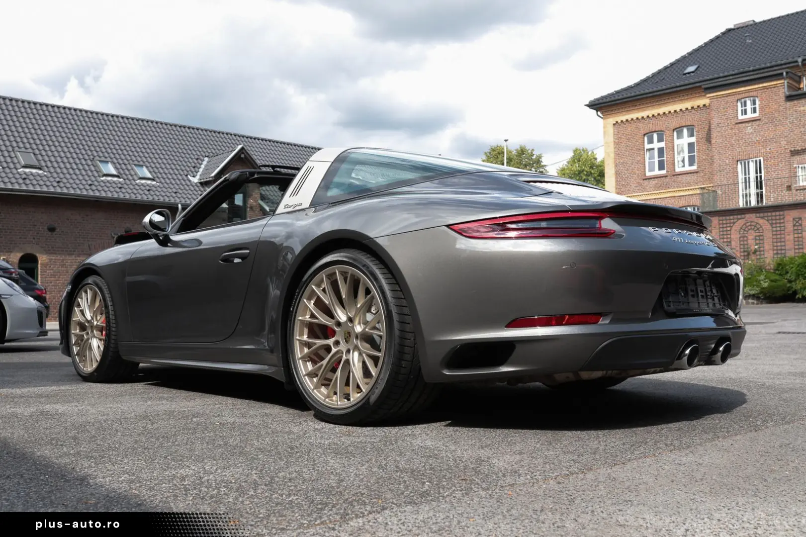 PORSCHE 991 911 Targa 4 GTS Exclusive Manufaktur 1.HAND