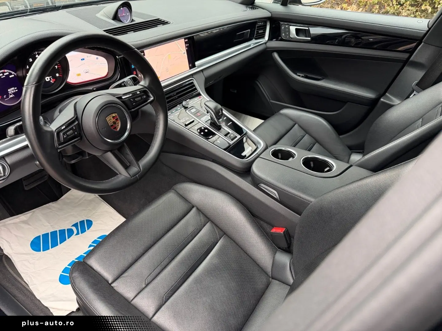 PORSCHE Panamera 4 Platinum Edition 1.Hand 8-fach Pano