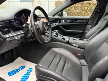 PORSCHE Panamera 4 Platinum Edition 1.Hand 8-fach Pano