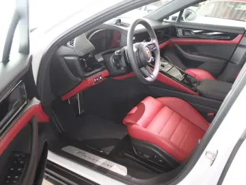 PORCHE PANAMERA sport chrono Panorama Bose 360