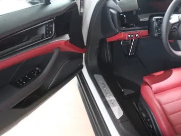 PORCHE PANAMERA sport chrono Panorama Bose 360