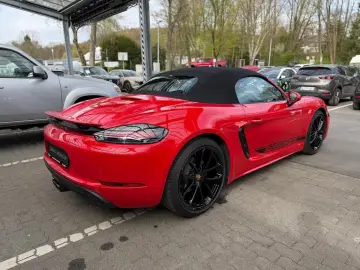 PORSCHE BOXSTER