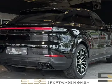 PORSCHE Cayenne Coupe ACC HUD LUFT 21  MATRIX STANDHZG