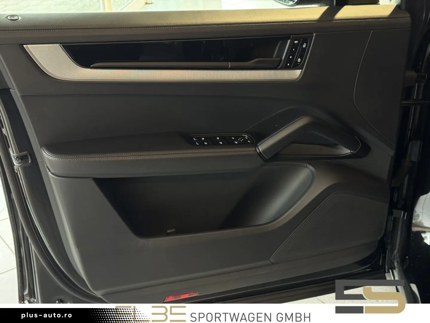 PORSCHE Cayenne Coupe ACC HUD LUFT 21  MATRIX STANDHZG
