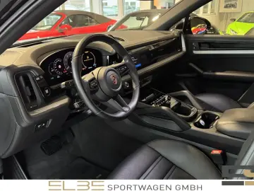 PORSCHE Cayenne Coupe ACC HUD LUFT 21  MATRIX STANDHZG
