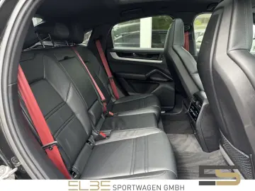 PORSCHE Cayenne Coupe ACC HUD LUFT 21  MATRIX STANDHZG