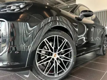 PORSCHE Cayenne E-Hybrid Coupe - 2025
