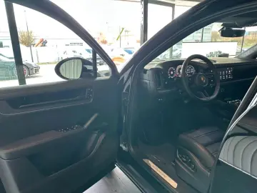 PORSCHE Cayenne E-Hybrid Coupe - 2025