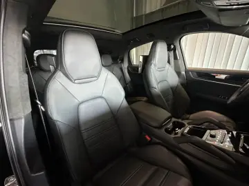 PORSCHE Cayenne E-Hybrid Coupe - 2025