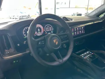PORSCHE Cayenne E-Hybrid Coupe - 2025
