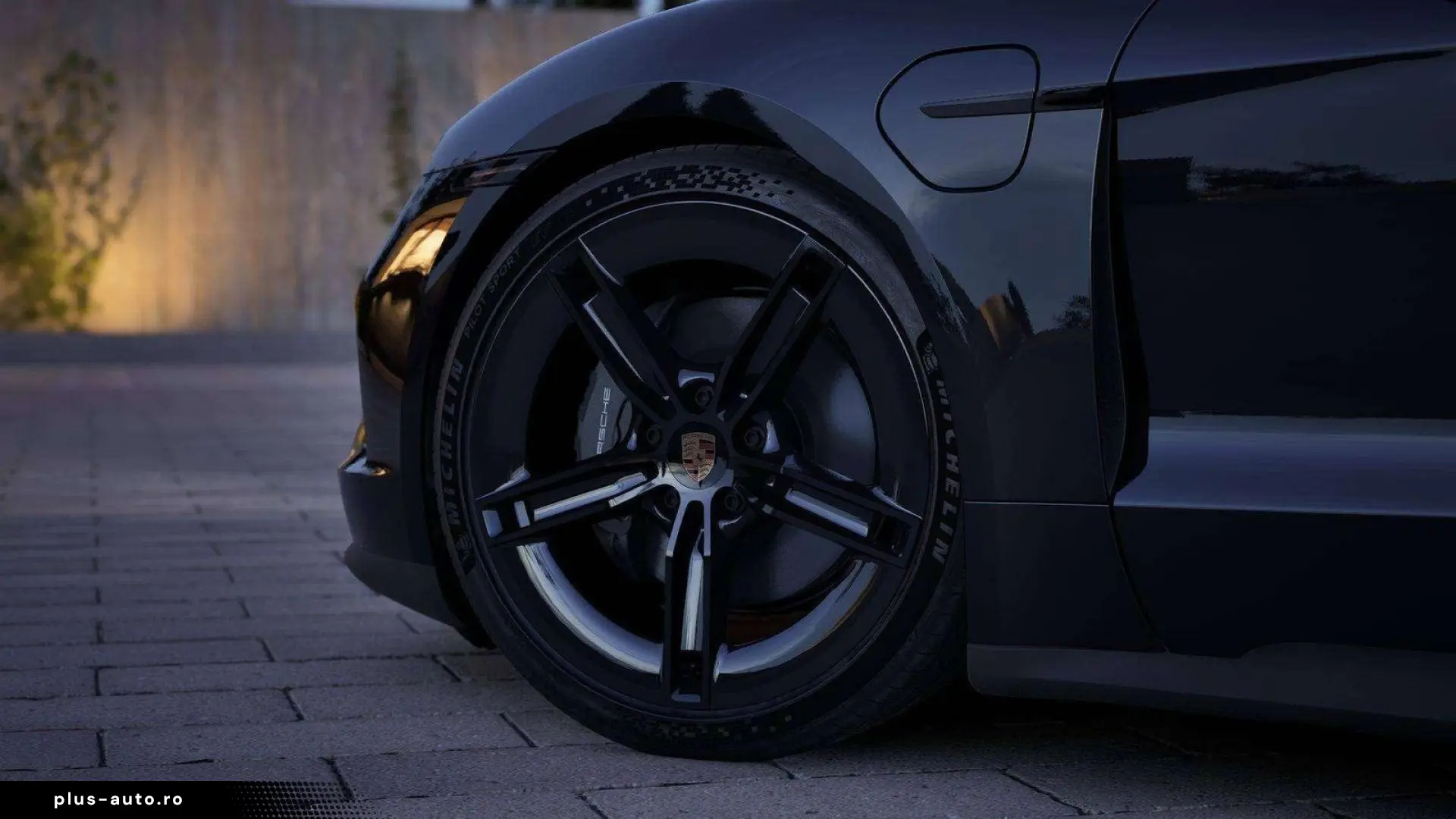 PORSCHE Taycan FACELIFT BATT  PANO AIR 21  MATRIX 360 AC