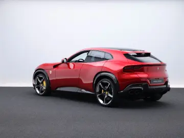 FERRARI Purosangue      Ferrari Frankfurt