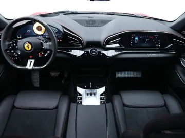 FERRARI Purosangue      Ferrari Frankfurt