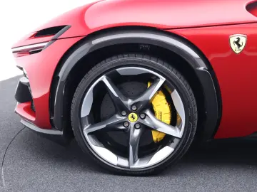 FERRARI Purosangue      Ferrari Frankfurt