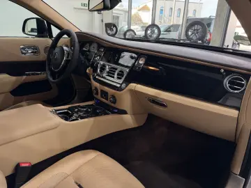 ROLLS ROYCE Wraith 6.6 V12 BlackBadge Mansory Sternehimmel