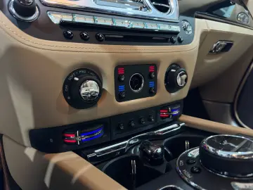 ROLLS ROYCE Wraith 6.6 V12 BlackBadge Mansory Sternehimmel