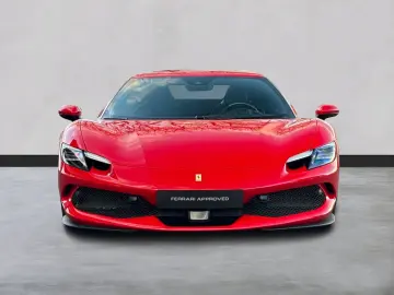 FERRARI 296 GTB  Embleme Navi PDC Klima Leder