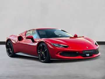 FERRARI 296 GTB  Embleme Navi PDC Klima Leder