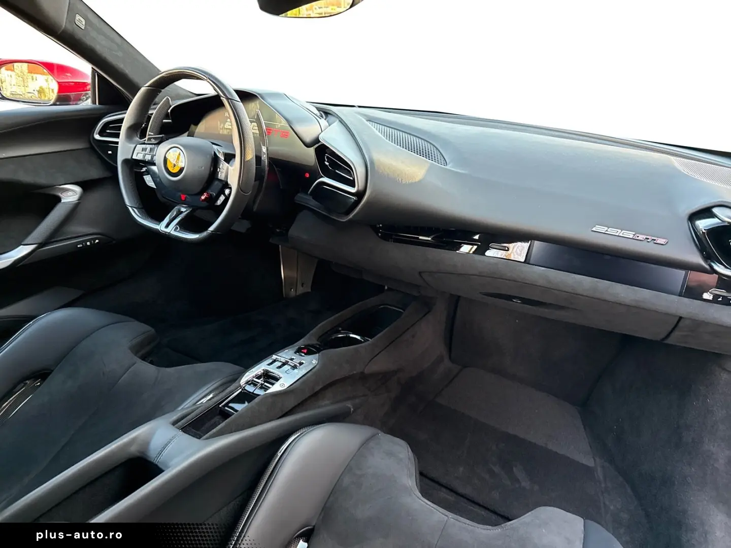 FERRARI 296 GTB  Embleme Navi PDC Klima Leder