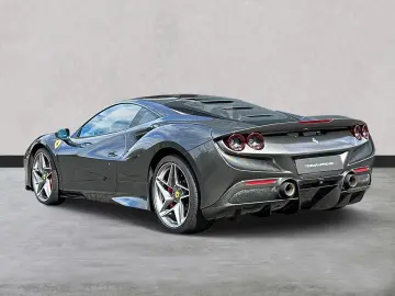 FERRARI F8 Tributo  Karbon AFS Kamera Carplay