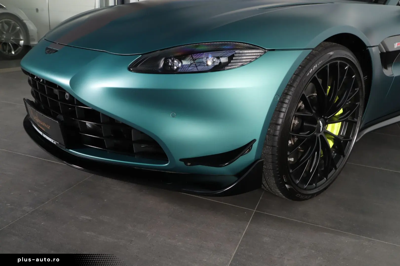 ASTON MARTIN V8 Vantage  F1 SONDERMODELL 1.H