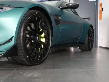 ASTON MARTIN V8 Vantage  F1 SONDERMODELL 1.H