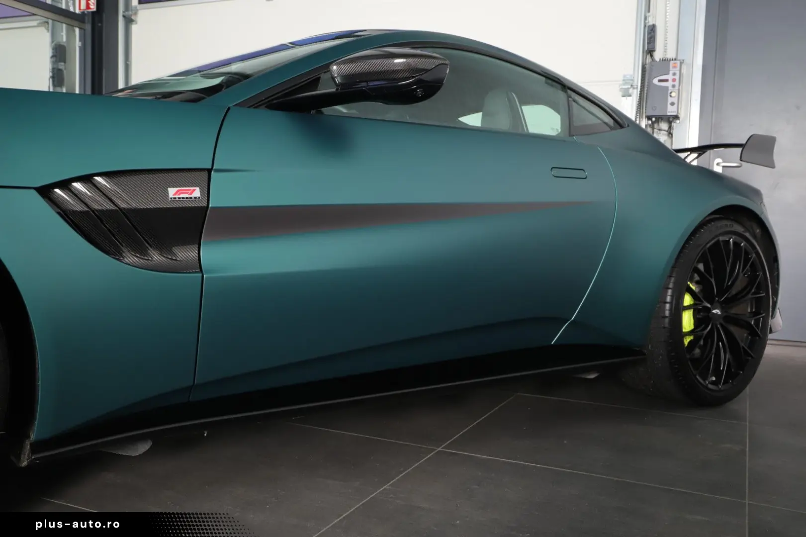 ASTON MARTIN V8 Vantage  F1 SONDERMODELL 1.H