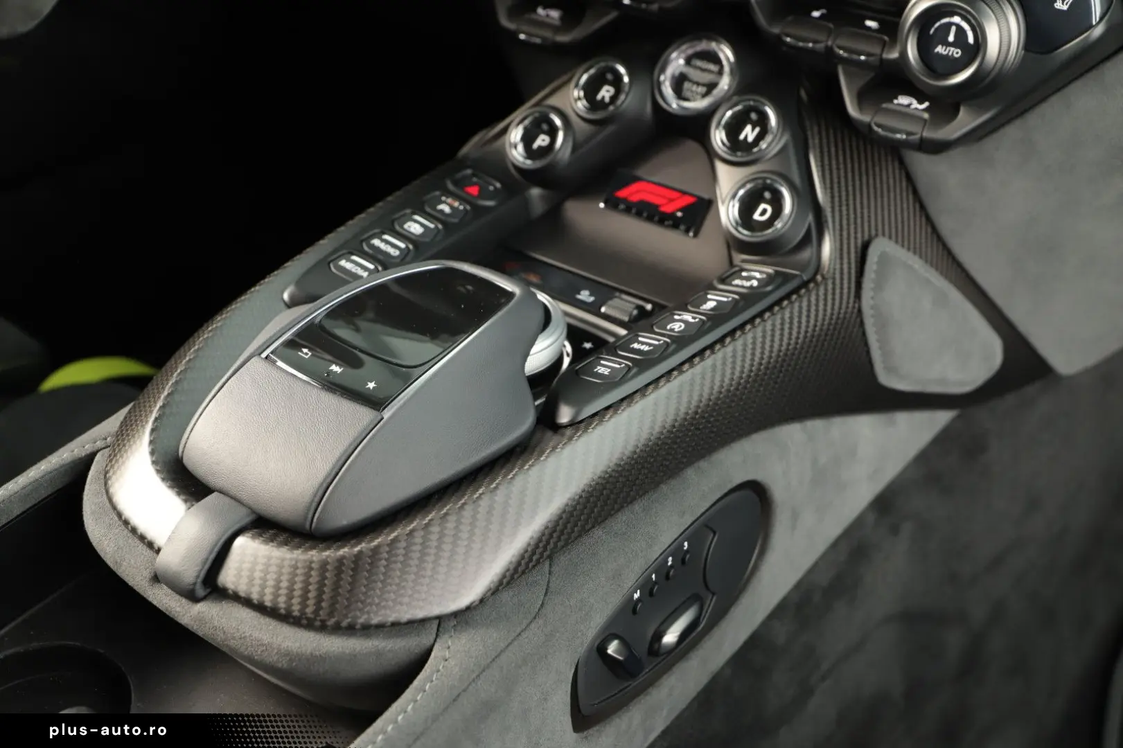 ASTON MARTIN V8 Vantage  F1 SONDERMODELL 1.H
