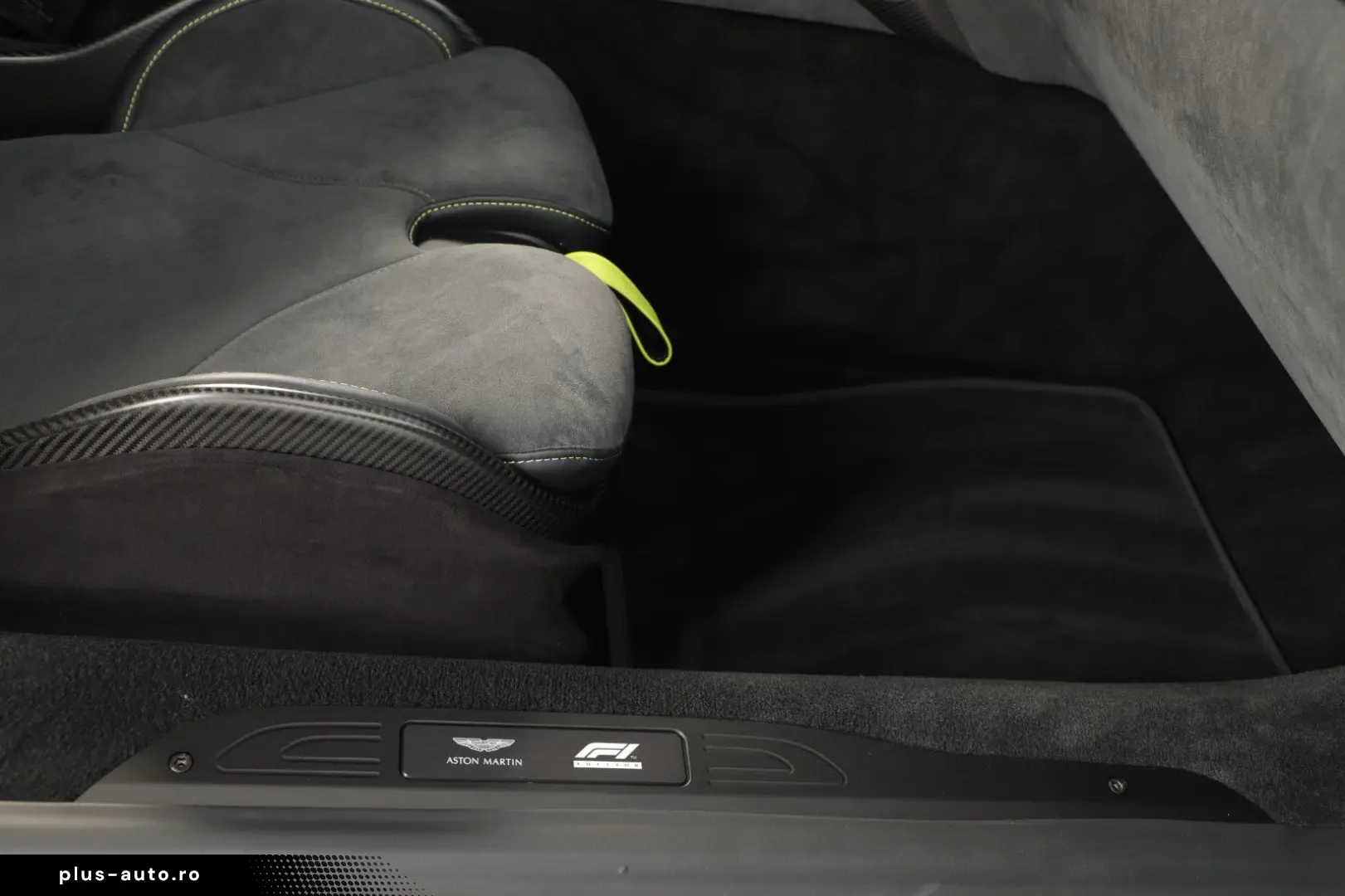 ASTON MARTIN V8 Vantage  F1 SONDERMODELL 1.H